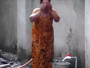 श्यामला घर स्ट्रिपटी ...