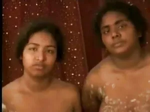 पागल लड़कियां सेक्सी ...