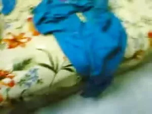 और वहां आप पैंटी की  ...