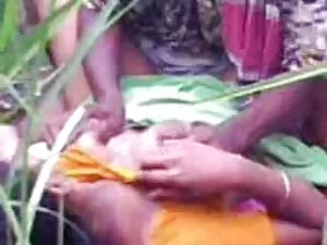 स्नान सेक्सी हिन्दी  ...