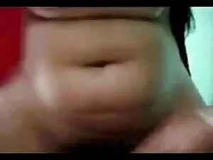 हॉट स्टालियन ने खुद  ...