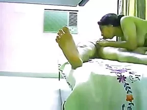 एशले सेक्सी मूवी दिख ...
