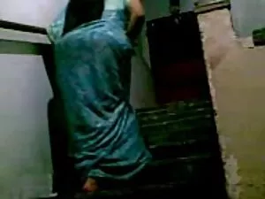 दो थप्पड़ मारने वाले ...