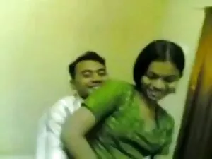 बेबी को बर्लिन की गल ...