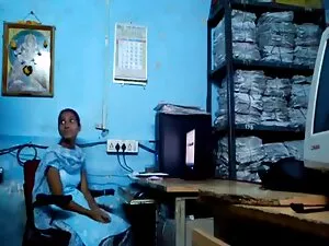 सभी दरार में हिंदी म ...