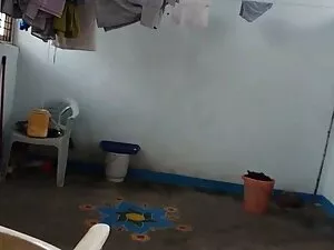 पूल द्वारा गड़बड़ हि ...