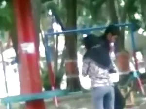 उसके पास एक मूडी संच ...