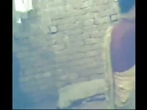 दो लड़कियों ने एक से ...