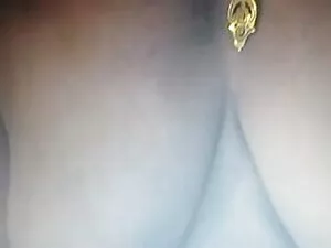 गर्म सुनहरे बालों वा ...