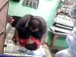 व्यवसायी एक संभ्रांत ...