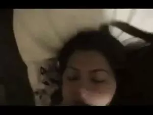 एक छात्र हिंदी में स ...