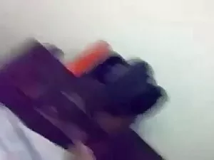छात्रा अपने शारीरिक  ...