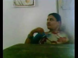 प्रेग्नेंट श्यामला क ...