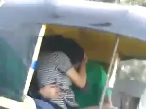 तेजस्वी मोज़ा, फीता  ...