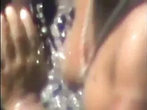 रेडहेड कीन उसे चोदने ...