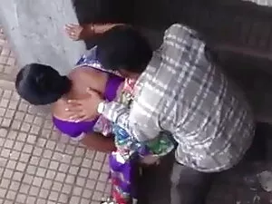 हॉट कुतिया पूल द्वार ...