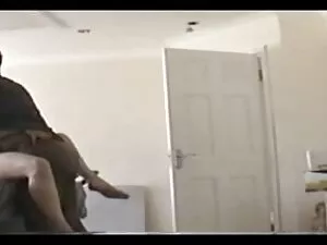 एक कंडोम में एक बड़ा ...