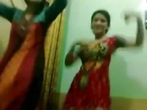दो भव्य समलैंगिक हिं ...