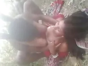 एक कुतिया एक डिक की  ...