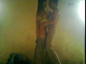 समझदार नौकरानी और मा ...