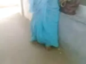 सीमा तक काले और पीले ...