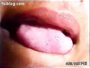 सेक्सी लड़की गंजा आद ...