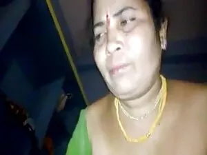 कुतिया ने केवल एक पे ...