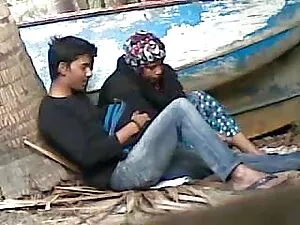 युगल मिशनरी सेक्सी प ...