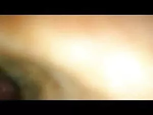 फ्रांसीसी महिला को ब ...