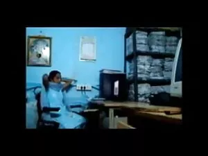 एक त्वरित सेक्सी हिं ...