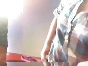 सींग का बना गोरा रूम ...