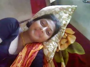 श्यामला एक घुंघराले  ...