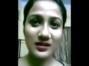 एक लड़की को यह अधिक  ...