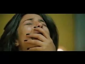 चिक गियरबॉक्स पर रखत ...